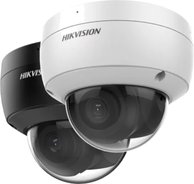 Hikvision AcuSense domkamera i vitt och svart